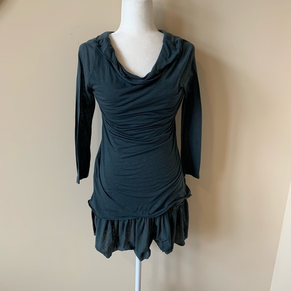 Free People Tops - Free People ruffle hem tunic #1656